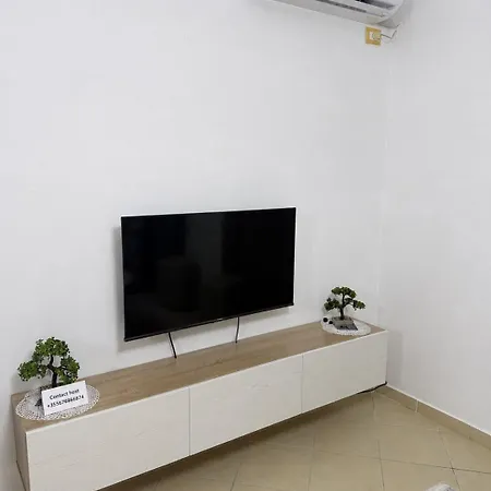 Comfort 2 * Tirana